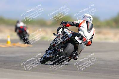 media/Sep-25-2023-Moto Forza (Mon) [[81ffa65e0a]]/B-C Group/Session 3 (Turn 16)/